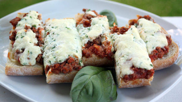 Lasagna Pizza Bread