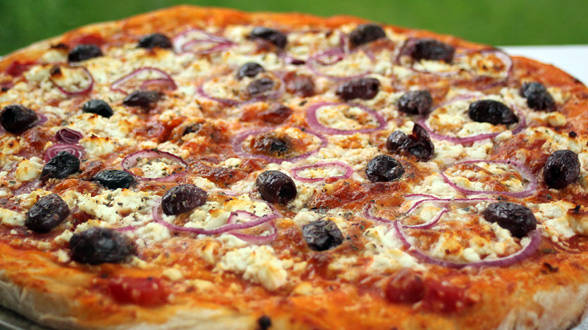 Red Onion Kalamata and Feta Pizza