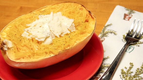 Cacio e Pepe Spaghetti Squash