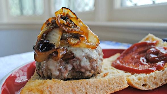 Chianti Cheeseburgers