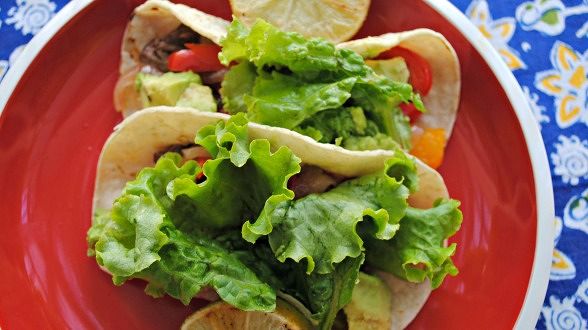 Mexican-Style Cumin-Pepper Steak Tacos