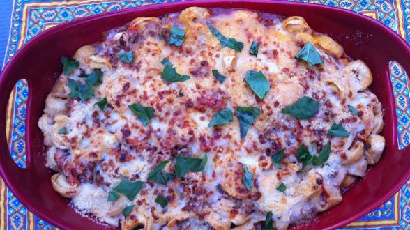 Tomato and Sirloin Tortellini Bake