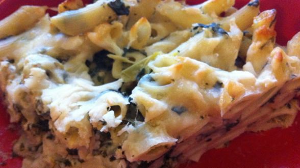 Spinach and Artichoke Mac and Cheese