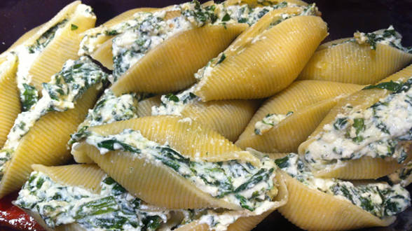 Spinach-Artichoke Stuffed Shells