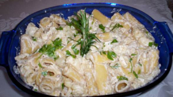 Romanesco Broccoli, Broccoli or Cauliflower Pasta with Ricotta Cheese