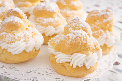 Cream Puffs or Eclairs