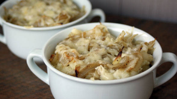 Sweet Onion Potatoes au Gratin