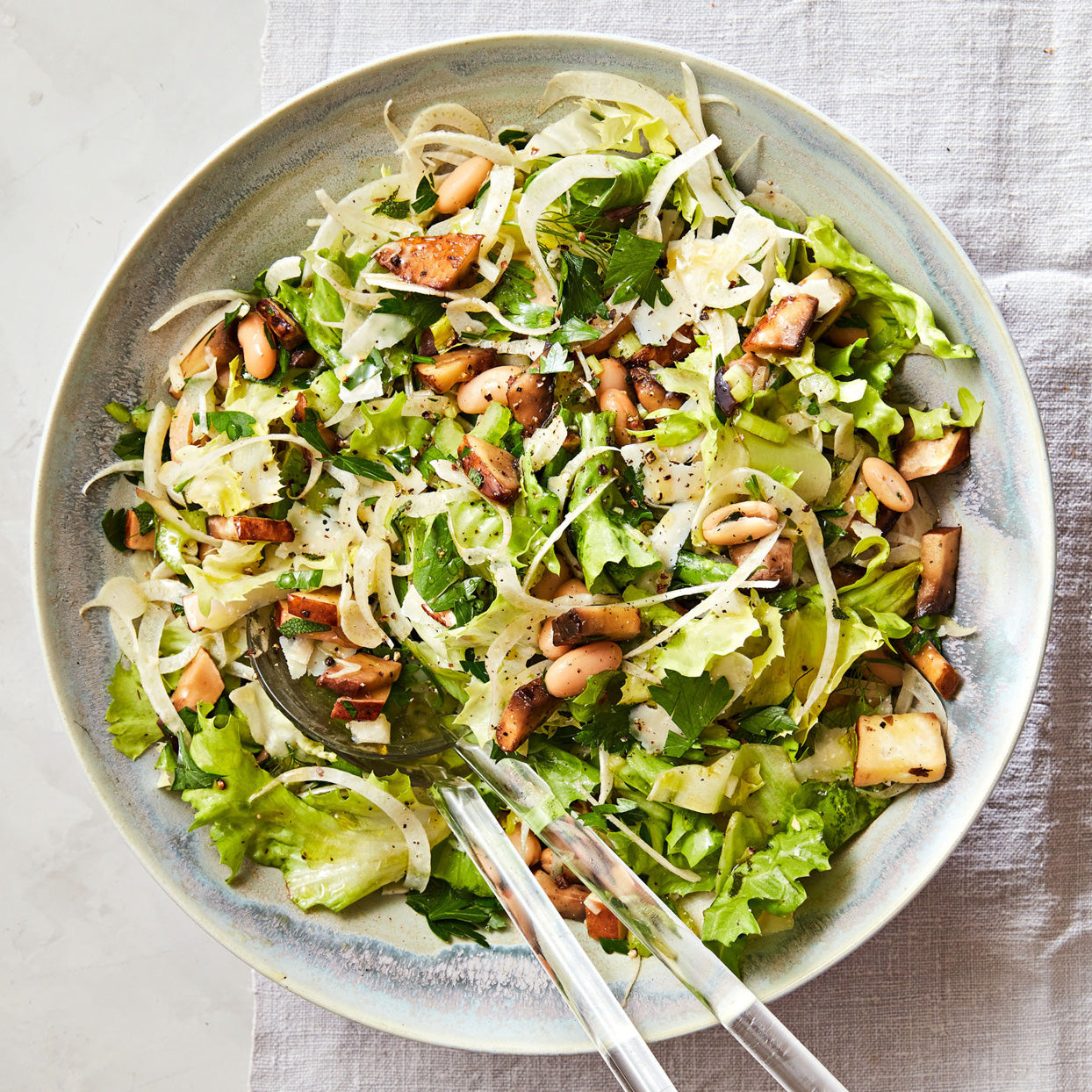 Escarole Salad with Portobellos