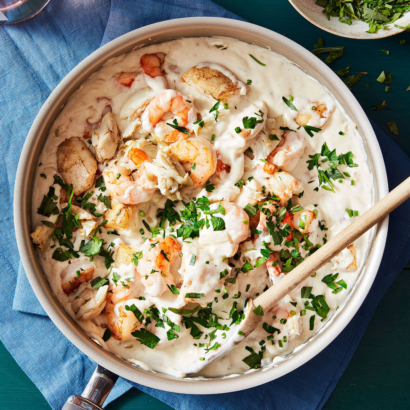 Rachael Ray's Seafood Newburg Recipe